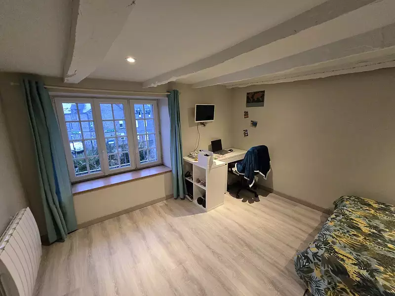 Maison, 166 m²