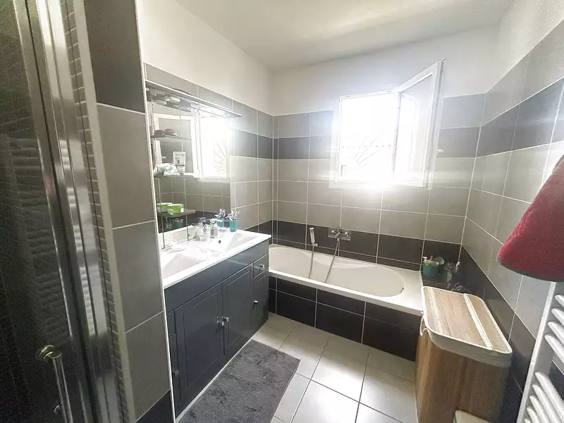 Maison, 150 m²