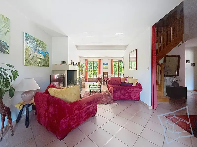 Maison, 145 m²