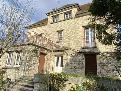 Maison, 251 m²