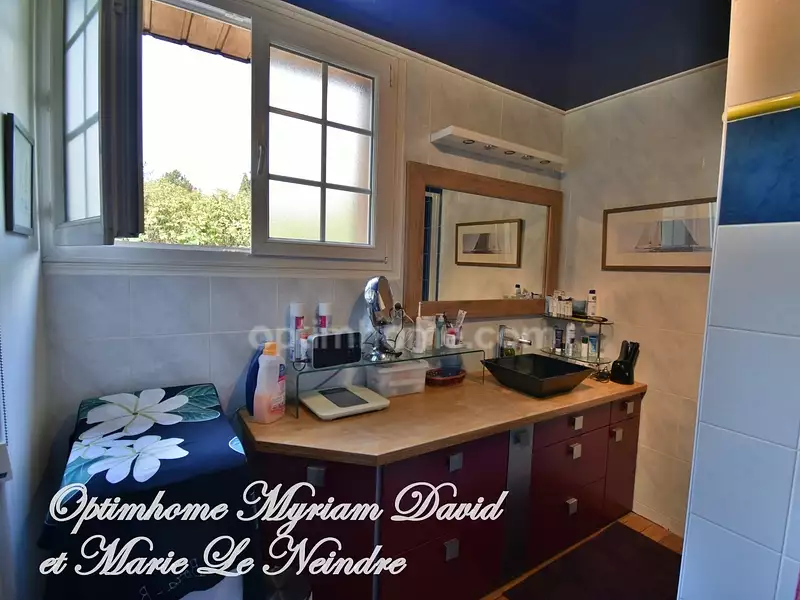 Maison, 253 m²