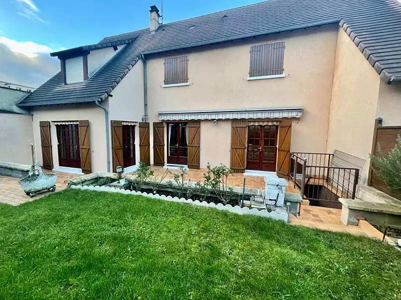 Maison, 152 m²