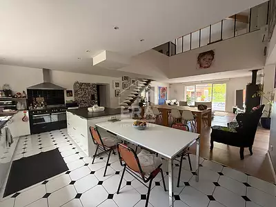 Maison, 354 m²