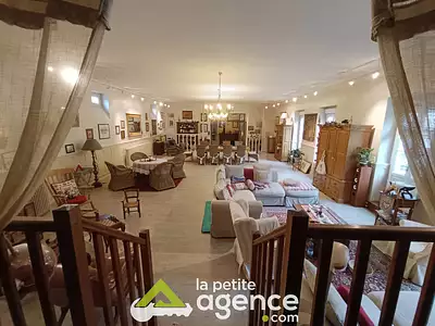 Maison, 348 m²