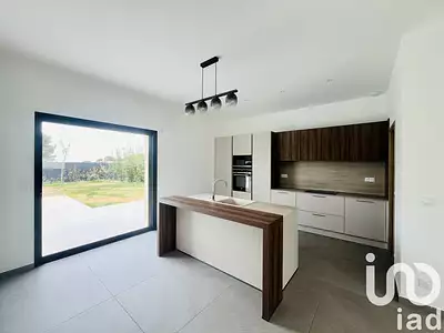 Maison, 167 m²