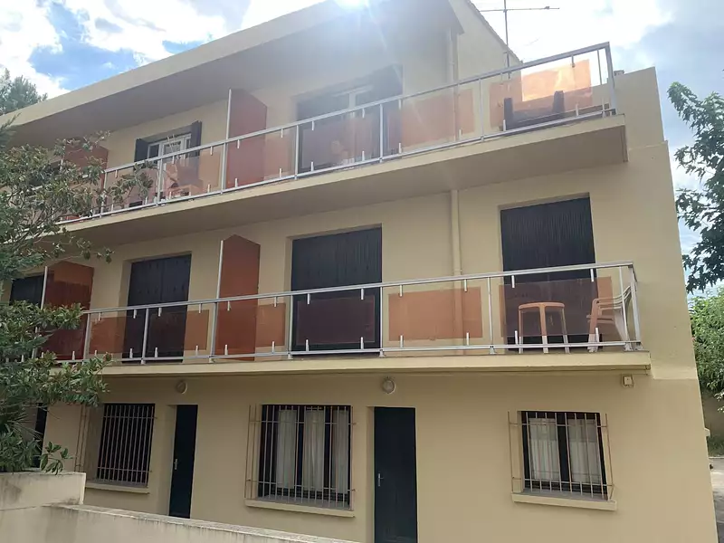 Immeuble, 392 m²