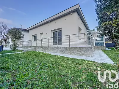 Maison, 220 m²