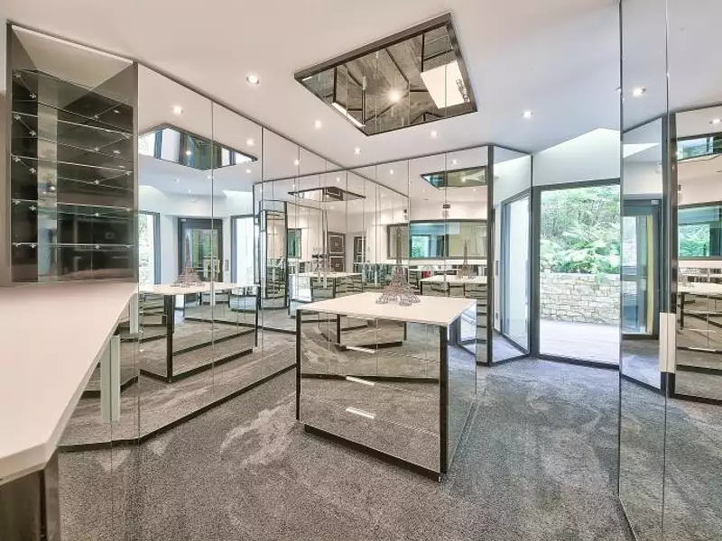 Maison, 603,58 m²