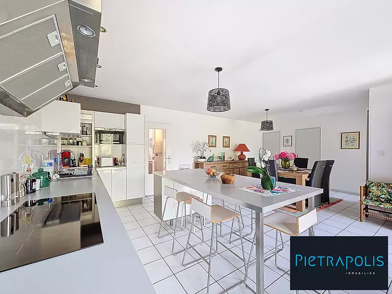 Maison, 106 m²