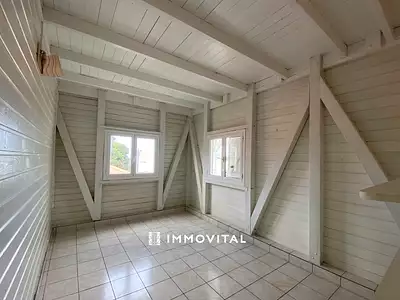 Maison, 180 m²