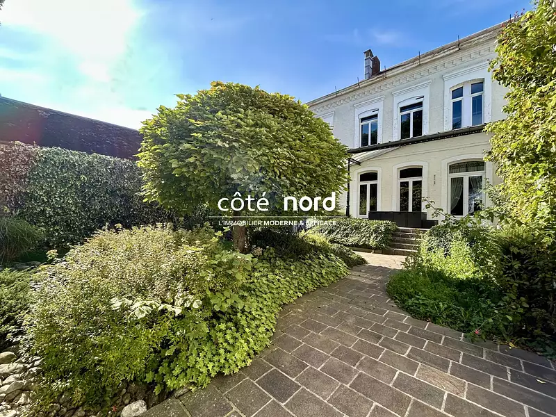Maison, 350 m²