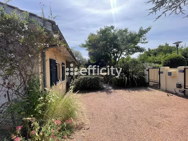 Maison, 113 m²