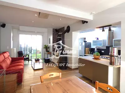 Maison, 83 m²
