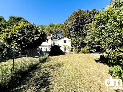Maison, 204 m²