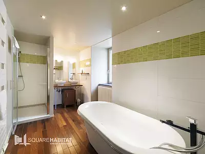 Maison, 374 m²