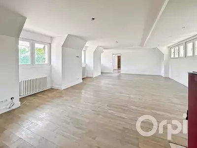 Maison, 231 m²