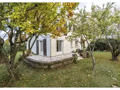 Maison, 163 m²