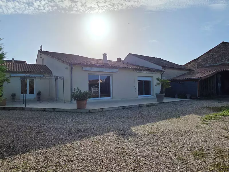 Maison, 177 m²