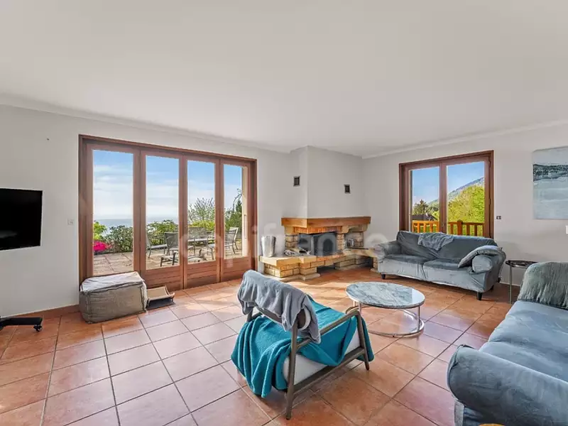 Maison, 180 m²