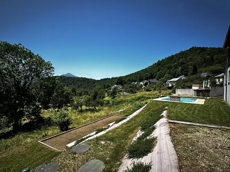 Maison, 235,25 m²