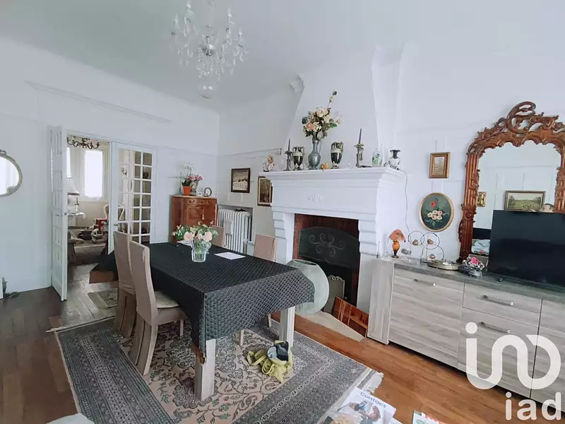 Maison, 250 m²
