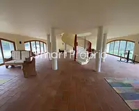 Maison, 554 m²