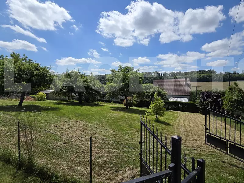 Terrain, 1 101 m²