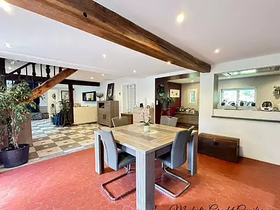 Maison, 185 m²