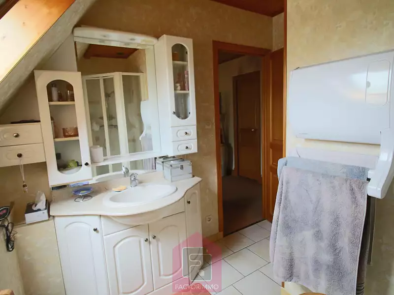 Maison, 146 m²
