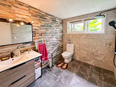 Maison, 220 m²