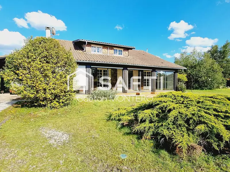 Maison, 199 m²
