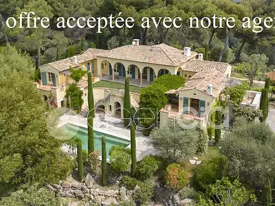 Maison, 250 m²