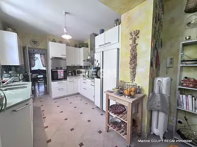 Maison, 290 m²