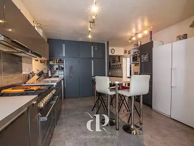 Maison, 346 m²