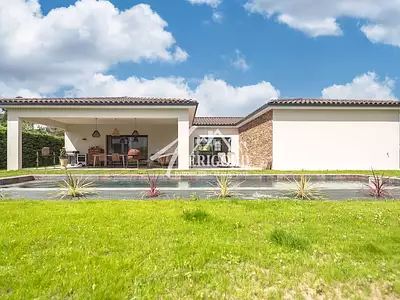 Maison, 162 m²