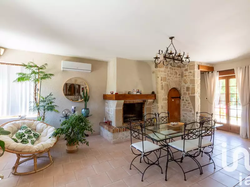 Maison, 148 m²