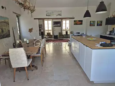 Maison, 224 m²