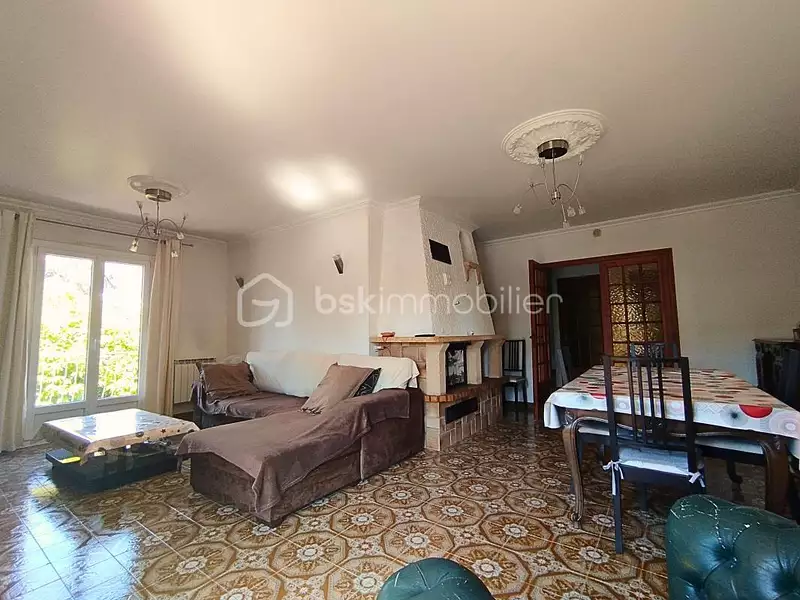 Maison, 174 m²