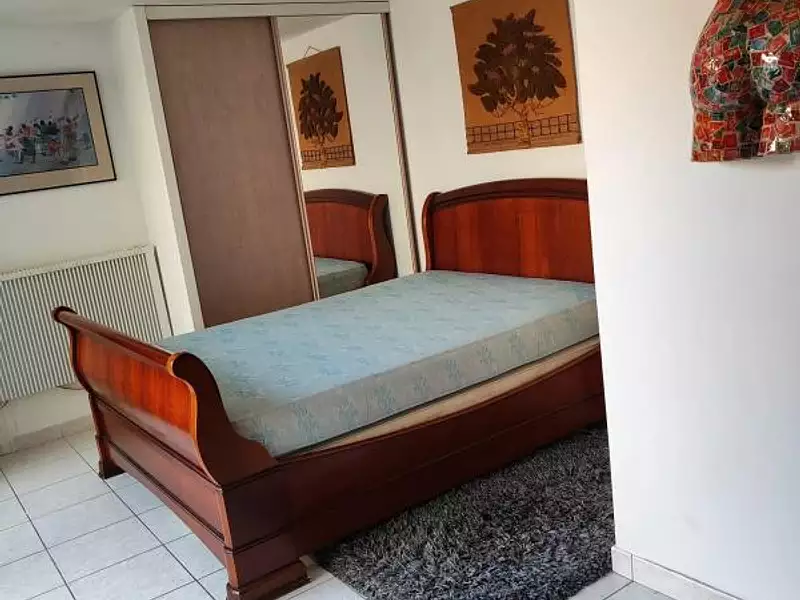 Maison, 225 m²