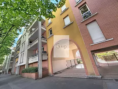 215 000 € 4 778 €/m² Appartement • 45 m² • 2 pièces • 1 chambre L'Haÿ-les-Roses (94240)