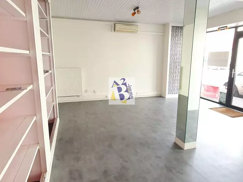 Immeuble, 113 m²
