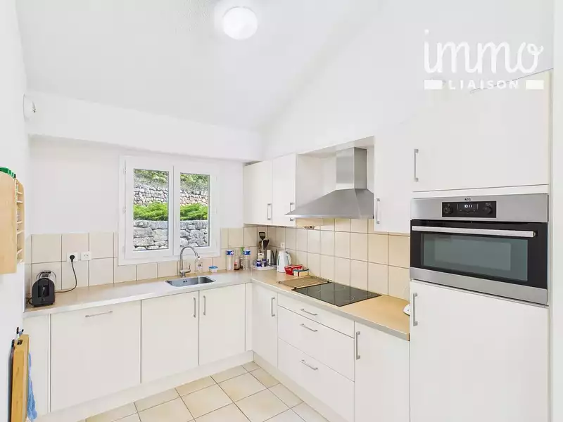Maison, 84 m²