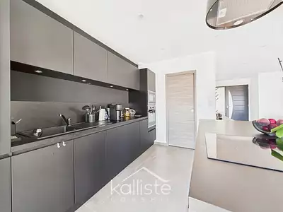 Maison, 166 m²