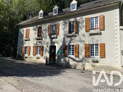 Maison, 233 m²