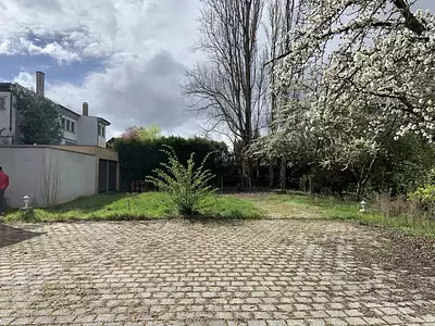 Terrain, 554 m²