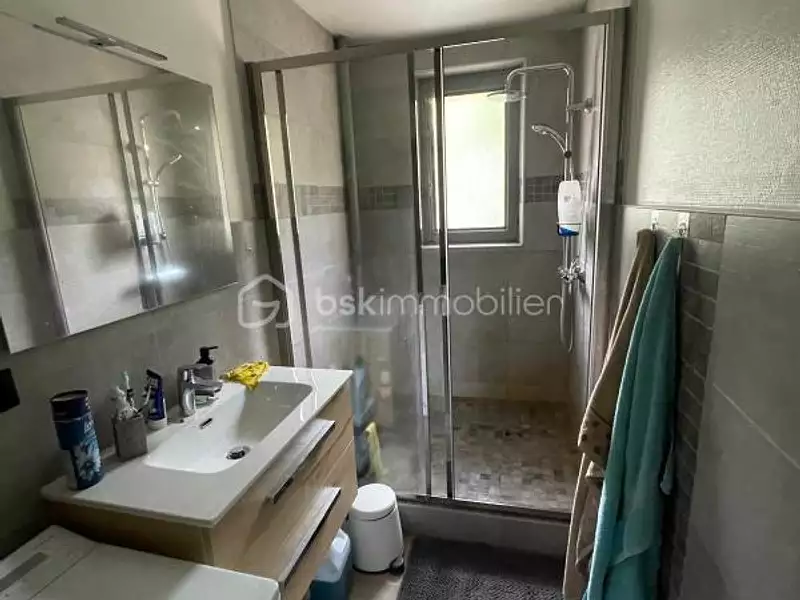 Immeuble, 309 m²