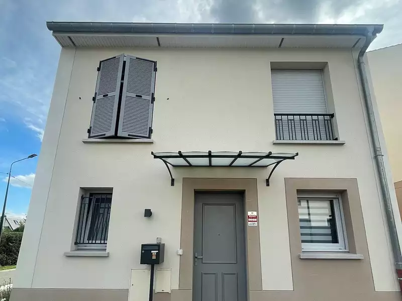 Maison, 77 m²