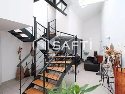Immeuble, 732 m²