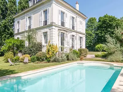 Maison, 326 m²