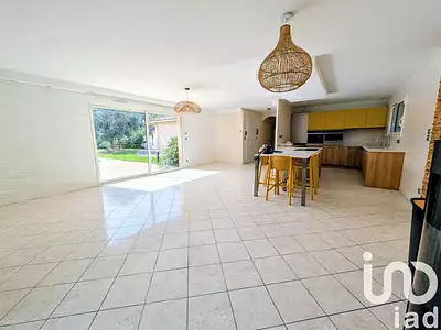 Maison, 161 m²